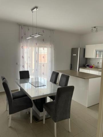 Apartman Visic 1692 Kaštela المظهر الخارجي الصورة