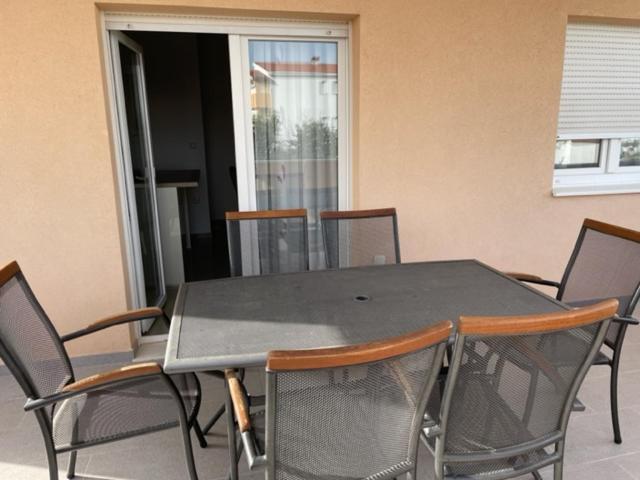 Apartman Visic 1692 Kaštela المظهر الخارجي الصورة