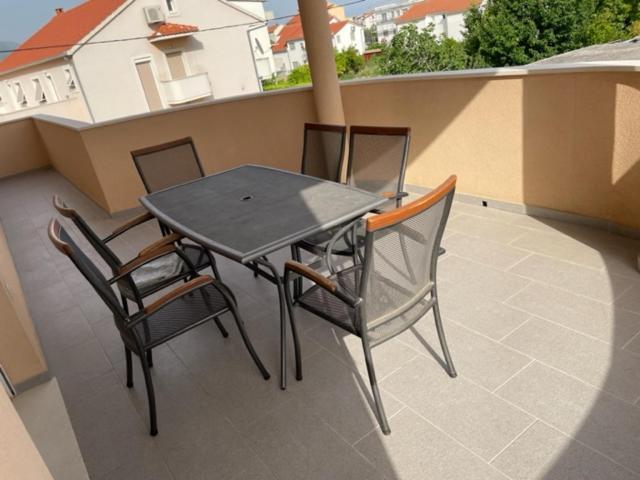 Apartman Visic 1692 Kaštela المظهر الخارجي الصورة